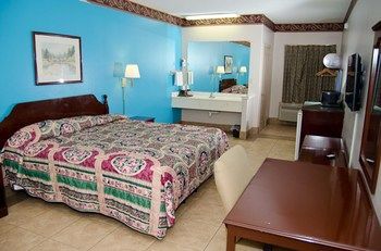 Texas Inn And Suites Citycenter At Utrgv Edinburg Εξωτερικό φωτογραφία